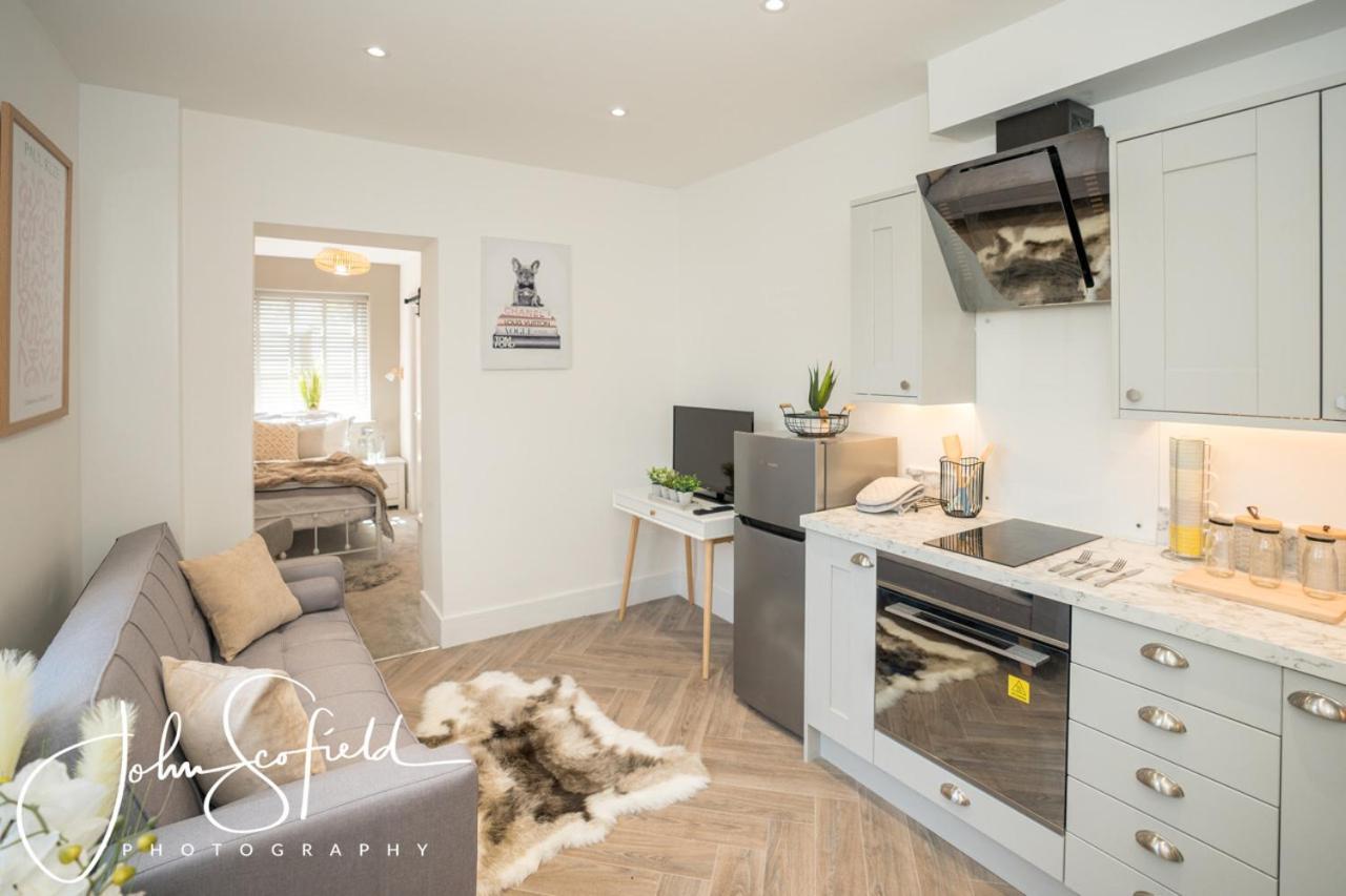 Boutique Nights Apart otel Eastbourne Dış mekan fotoğraf